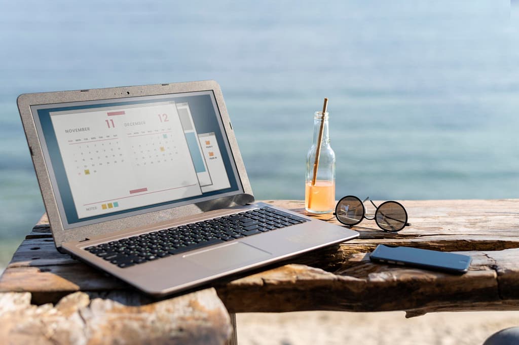 Cómo gestionar las vacaciones de los empleados para cumplir la ley y mejorar la eficiencia